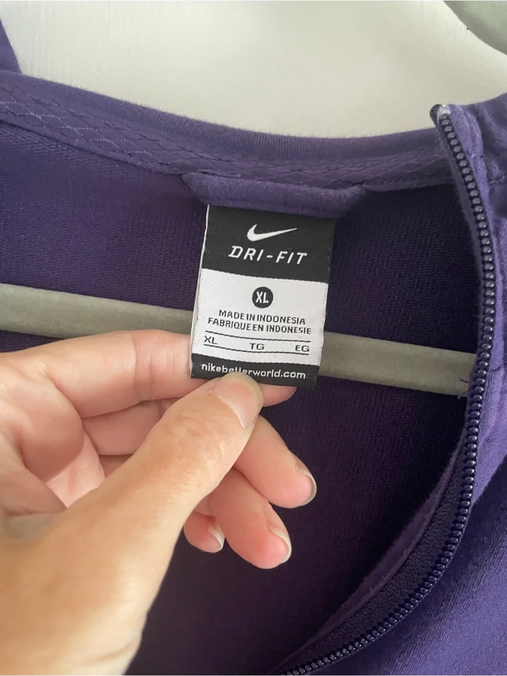 Nike Dri-Fit Purple Full Zip Hoodie Size XL Gold Swoosh (236)